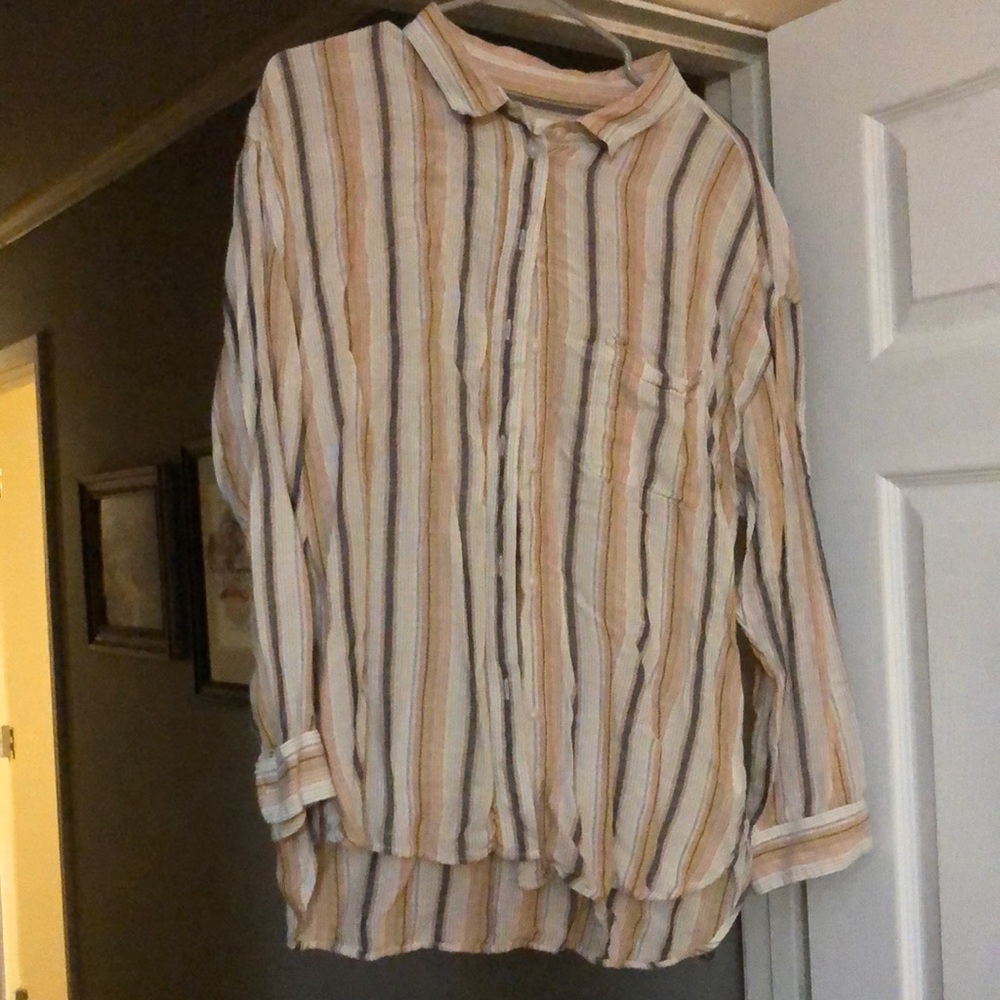 American Eagle Button Down Shirt